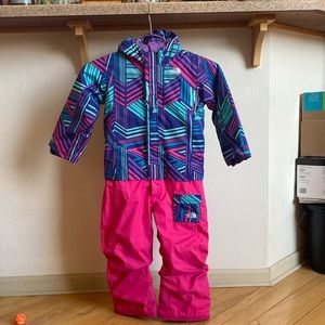 The North Face
Insulated Jumpsuit - Toddler Size 6
